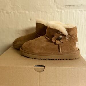 Ugg Mini Boots Size 12K